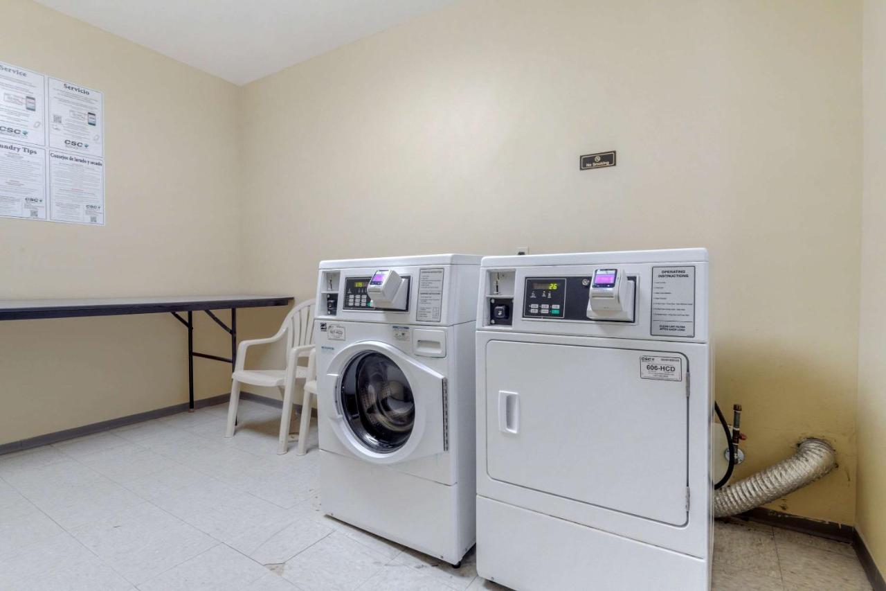 Comfort Suites La Porte Luaran gambar