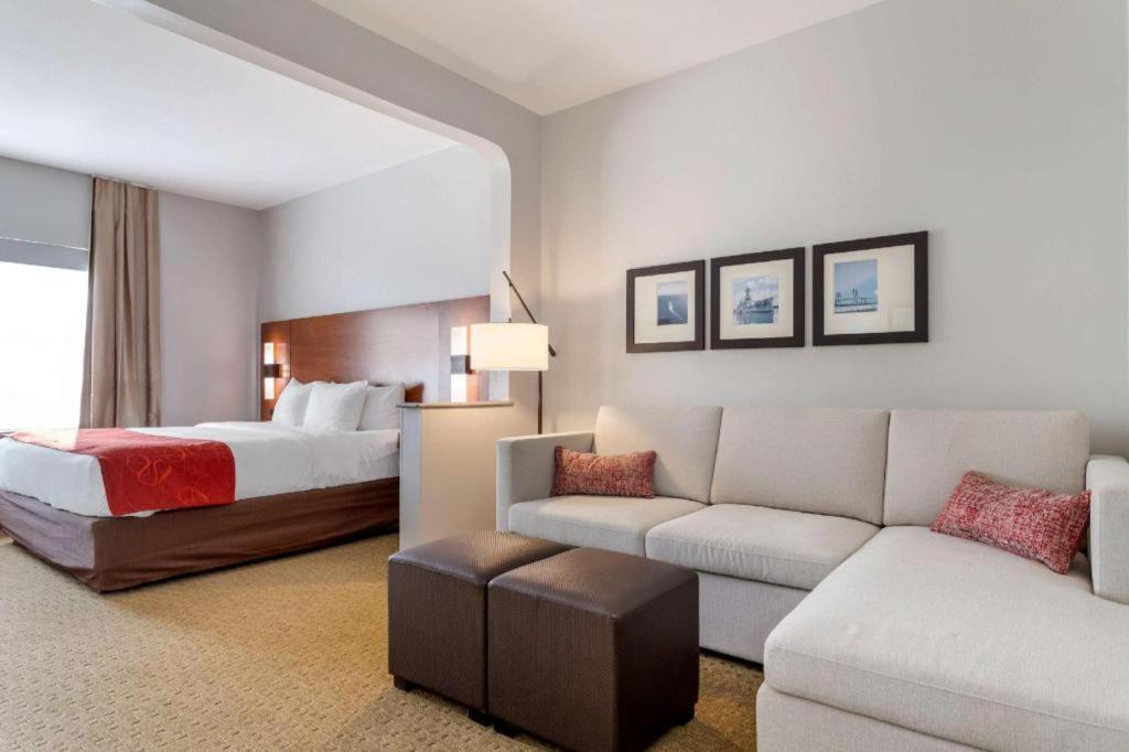 Comfort Suites La Porte Luaran gambar