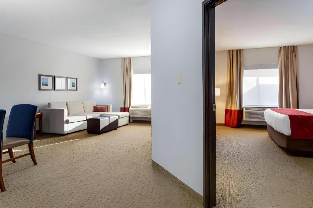 Comfort Suites La Porte Luaran gambar